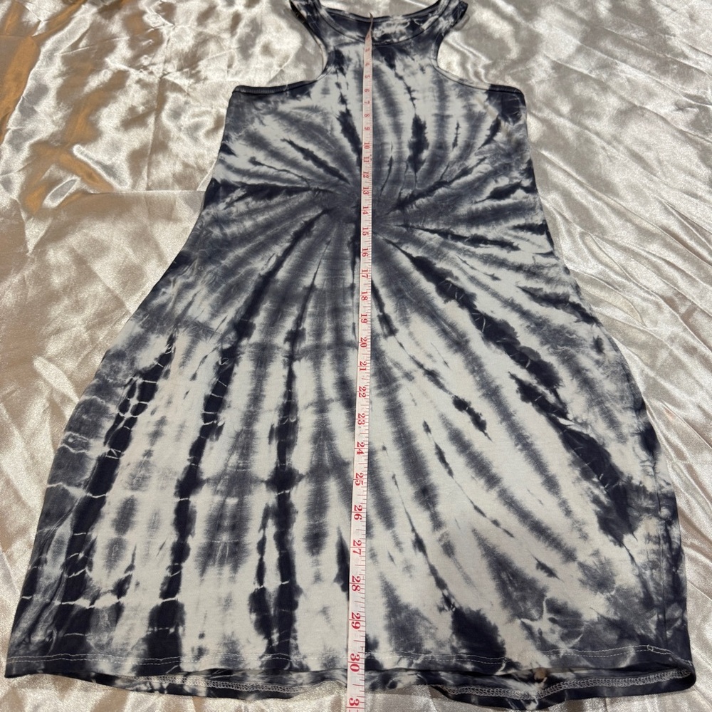 Tie-Dye Dress - Picture 4 of 8